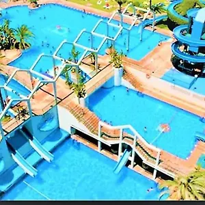 Sun & Sea Benalbeach Apartamento